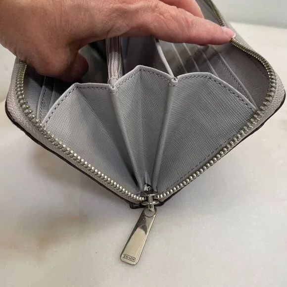 Coach Gray Snakeskin Leather Accordion Style Zip Around Wallet - Picture 14 of 16